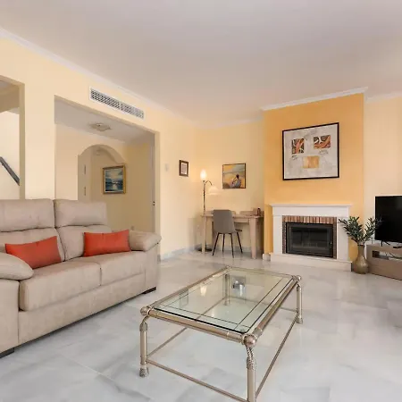 Apartamento Flamenco Rose *